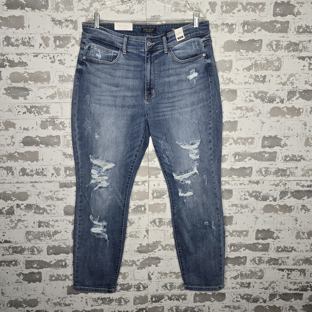 Judy Blue Jeans Womens 16 Boyfriend Fit‎ Distressed High Rise Tapered Leg Denim